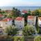 Luxury Villas Polychrono