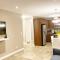 NairaVilla: upscale accommodation for groups