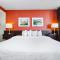 Town Inn Suites Hotel