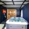 Villa Krasica - Private Tennis Court, Sauna & Jacuzzi