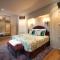 Canalside House - Luxury Guesthouse