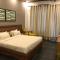 Meeram Ganga, A Heritage Stay by the Ganges at Triveni Ghat - 瑞诗凯诗