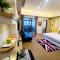 Love Happiness Inn