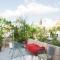 Central 2-Bedroom Apartment with Rooftop Access! EP9G