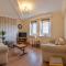 The Whitby Prospect, large apartment with stunning views, 2 mins from beach