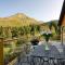 Stunning 5 star lodge with loch and mountain views