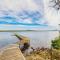 Lucky Lakefront Log Cabin - Kokadjo