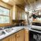 Lucky Lakefront Log Cabin