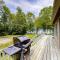 Lucky Lakefront Log Cabin