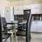 Lux 3-bedroom apartment in Most City area