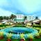Hotel Holiday Resort