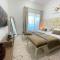 Private gorgeous Room with Marina view with Shared Kitchen in Shared Apartment