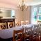 Stunning Estate sleeps 22 private parking & garden - Hailsham