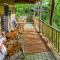 The TreeHouse - Rocking Chair Deck with Hot Tub below, Walking Distance to Downtown Helen, Sleeps 5