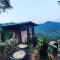 Chalé Pakere Bellavista - visão magnífica do vale e montanhas a mais de mil metros de altitude, wi-fi, sauna, piscina e água de nascente - locação do chalé sem prestação de serviços