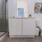 Wonderful New Studio close to Mount Royal By Den Stays
