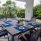 Luxury Villa on the Beach with sunny Garden, Parking - 希杰弗朗吉卡