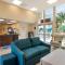 Downtown Hollywood Gardens Inn & Suites