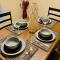 Woodlands House - FREE Parking & Fast WiFi - 3 Bed. 1,5 Bath