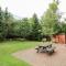 23 Lakeside Drive