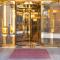 The Peak Hotel