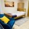 MODERN STUDIO APARTMENT, PRIVATE- DRIVEWAY PARKiNG