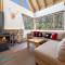 Indi Chalet