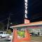 The Oaks Motel