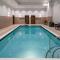La Quinta Inn & Suites by Wyndham Nashville Downtown Stadium