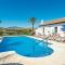 Casa La Vina del Arenal Pizarra by Ruralidays