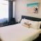 Hive Hotel, Moruya