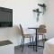 Phaedrus Living: Seaside Luxury Flat Athina 116