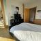 City Centre 2-Bed Apartment Parking Jacuzzi Bath