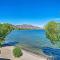 Lakefront Resort Townhome with Gas Grill and Kayaks! - Oroville