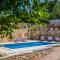 LUXURY VILLA ON SPACIOUS PRIVATE PROPERTY - Rakalj