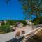 LUXURY VILLA ON SPACIOUS PRIVATE PROPERTY - Rakalj