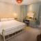 Crown Hotel