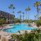 3 Bedroom! - Complex is on the beach with huge pool - Оушенсайд