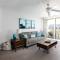 3 Bedroom! - Complex is on the beach with huge pool - Оушенсайд