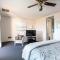 3 Bedroom! - Complex is on the beach with huge pool - Оушенсайд
