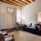 Stylish Milanese Studio - Cirillo