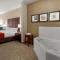 comfort & inn Suites