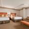 Foto: Ramada by Wyndham Edmonton South 7/32