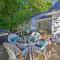 Riverside Hide-A-Way with Patio, BBQ, Fishing Pier