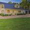Riverside Hide-A-Way with Patio, BBQ, Fishing Pier - Gassville