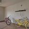 Spacious Surprise Home 6 Mi to Wildlife World Zoo - سوربرايز