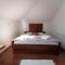 MON Accommodation free parking