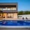 Royal Promons - heated pool
