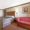 Super 8 by Wyndham Enid