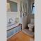 Hilltop Heaven, Walk to beach, Pool, Ocean & River views - 普林格尔贝伊